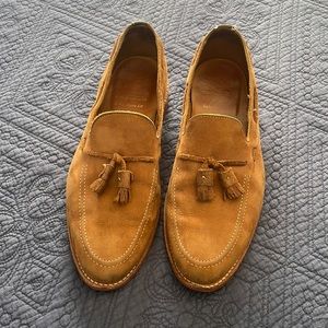 Allen Edmonds Size 11.5 3E Lake Shore DR Suede Loafers w/ tassel & Dainite soles